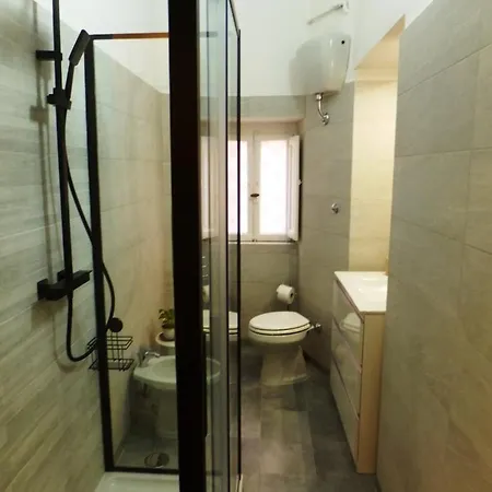 Del Leone Apartman *